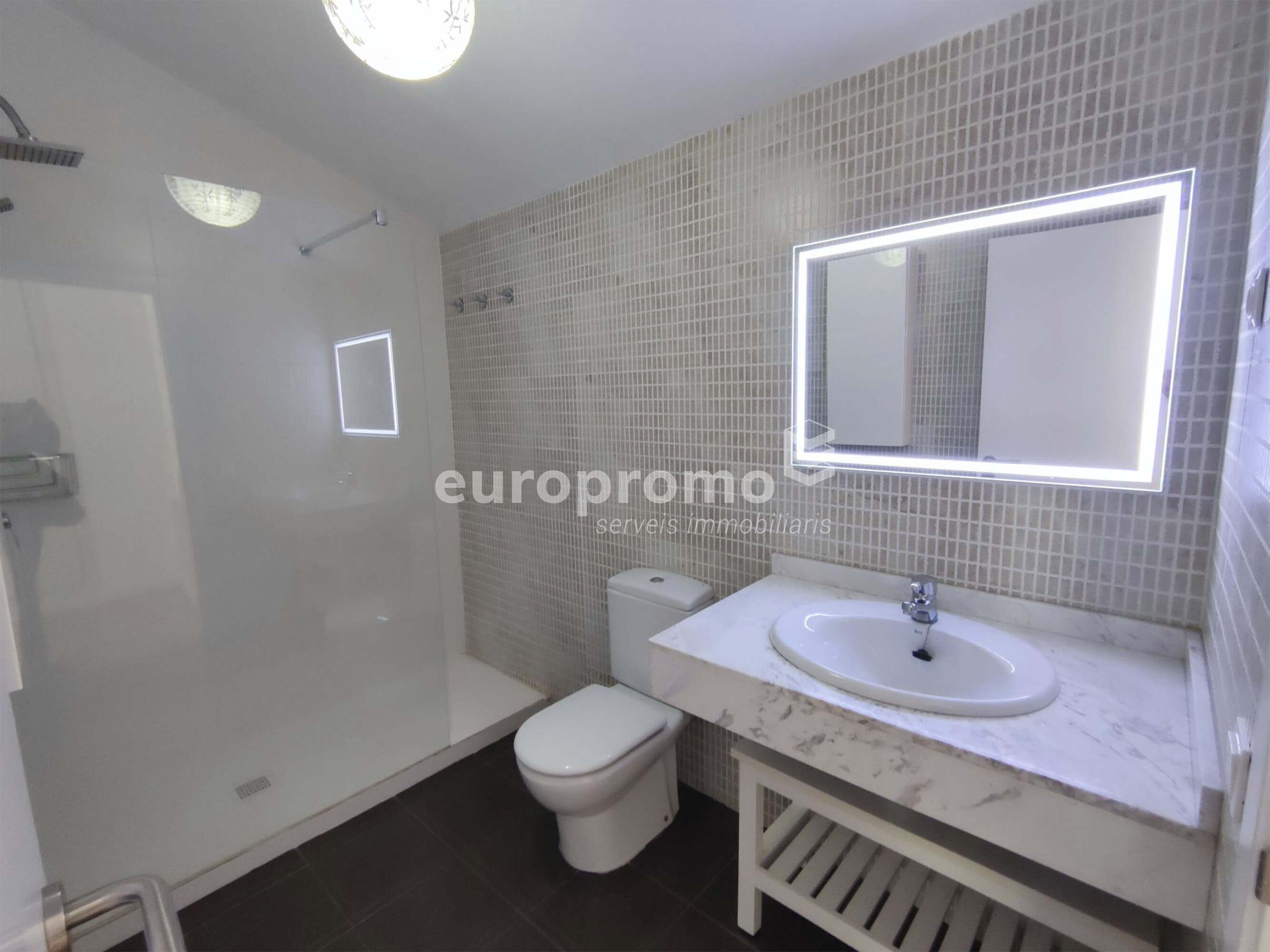 Fantástico dúplex en la zona de l'Ensanche de Girona!